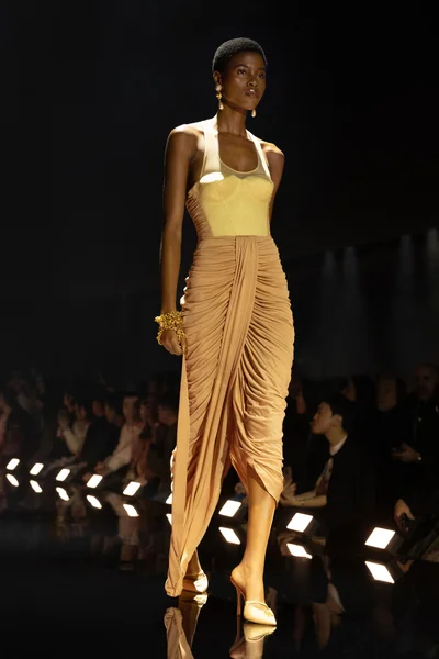 Look 8